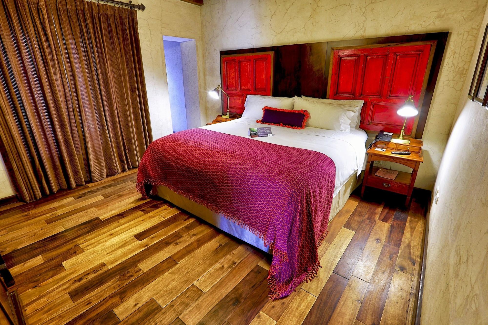 Pensativo House Hotel (Adults Only) Antigua ภายนอก รูปภาพ