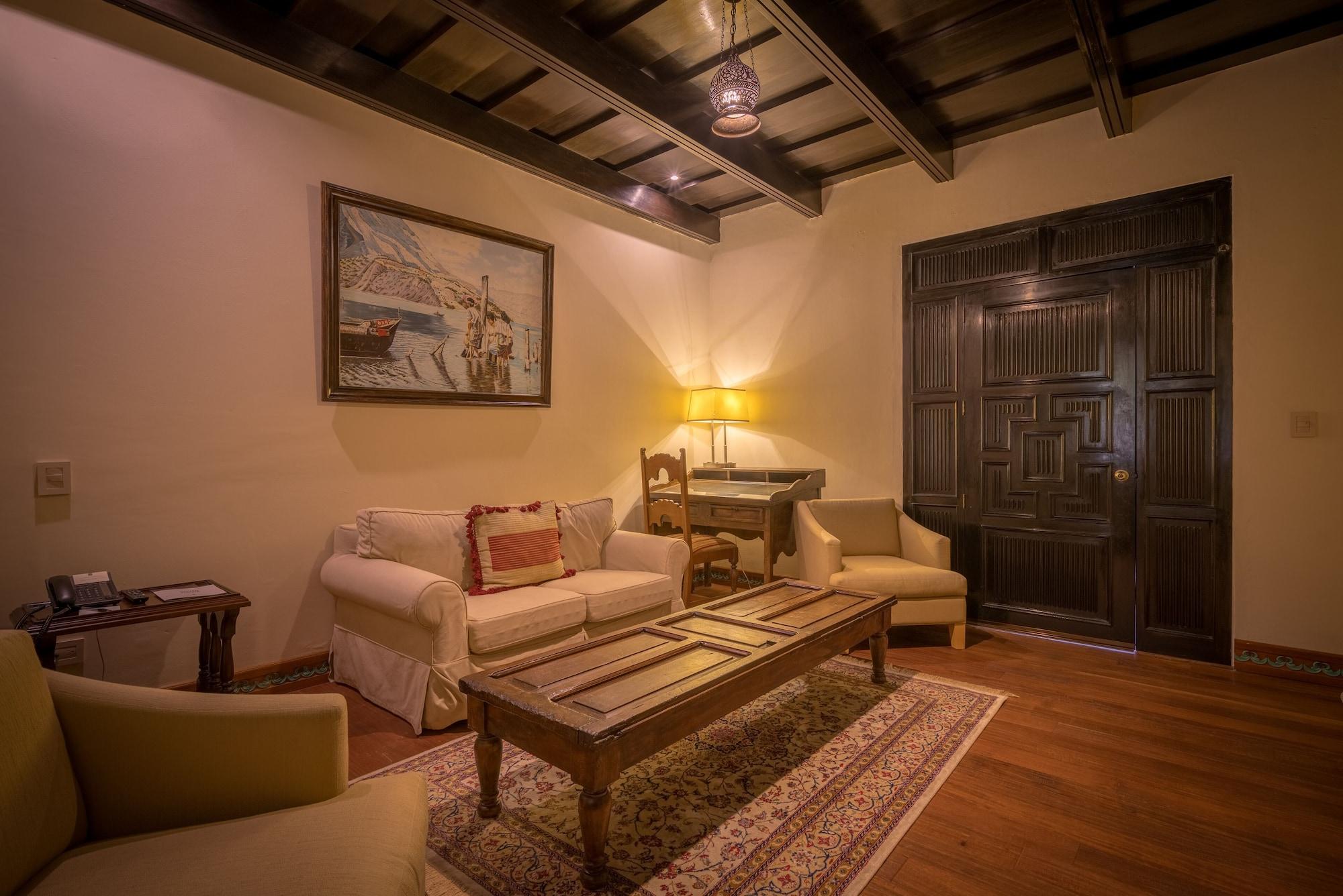 Pensativo House Hotel (Adults Only) Antigua ภายนอก รูปภาพ