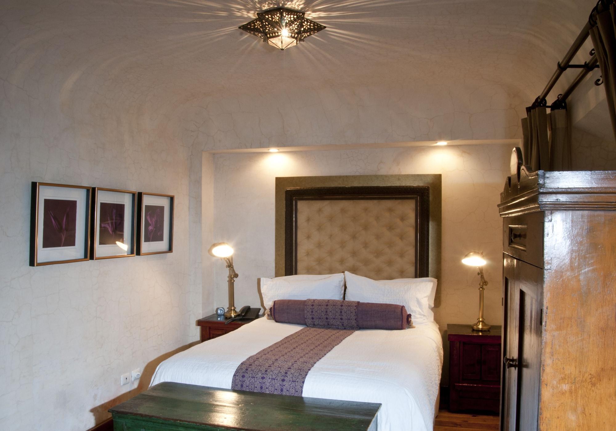 Pensativo House Hotel (Adults Only) Antigua ภายนอก รูปภาพ