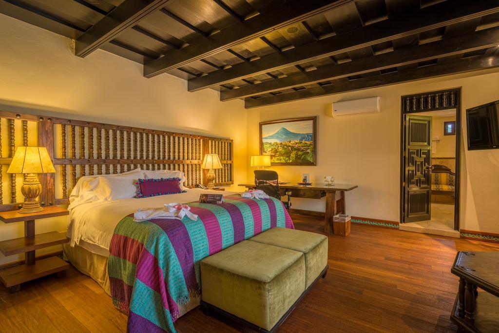 Pensativo House Hotel (Adults Only) Antigua ภายนอก รูปภาพ