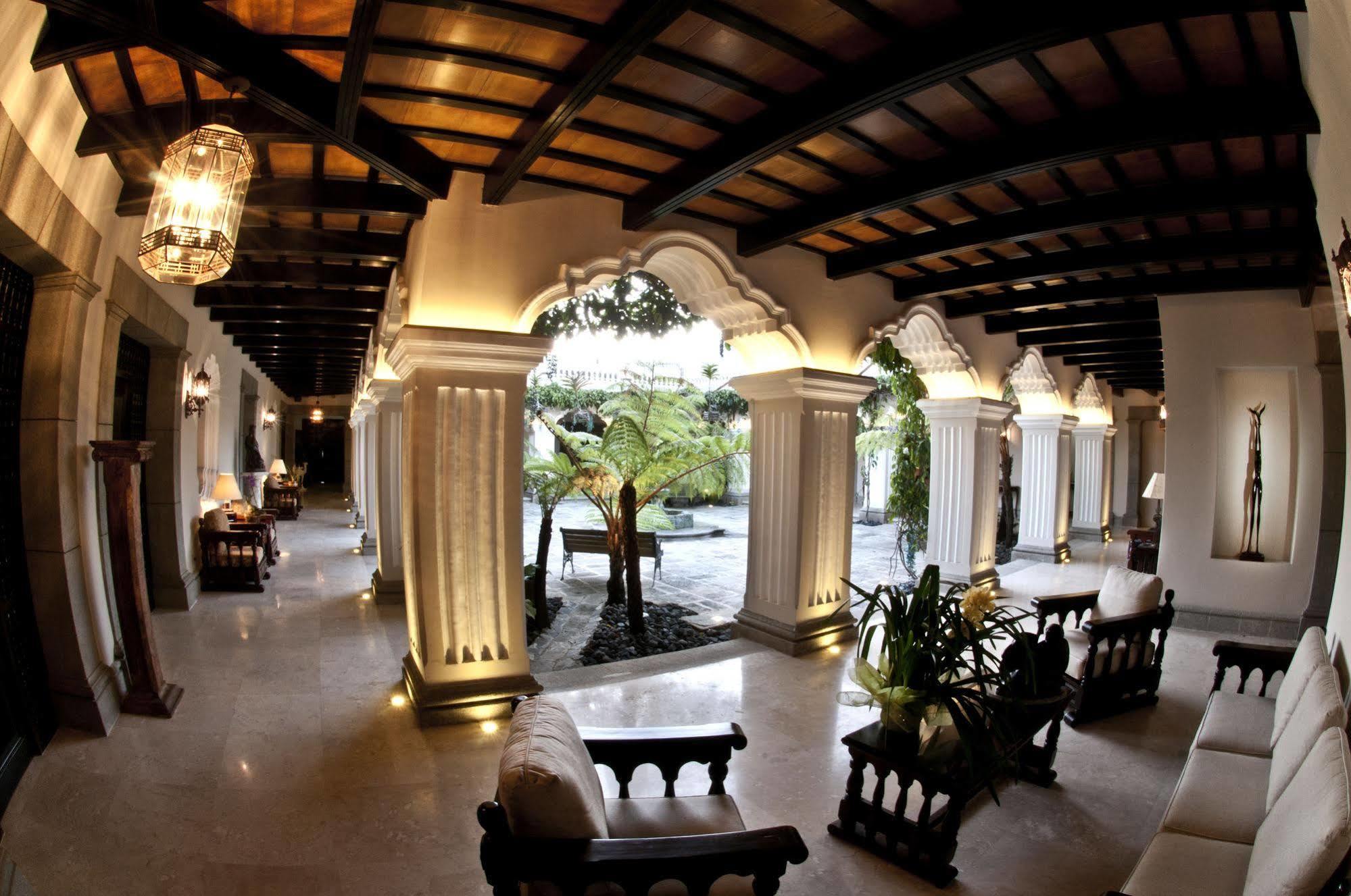 Pensativo House Hotel (Adults Only) Antigua ภายนอก รูปภาพ